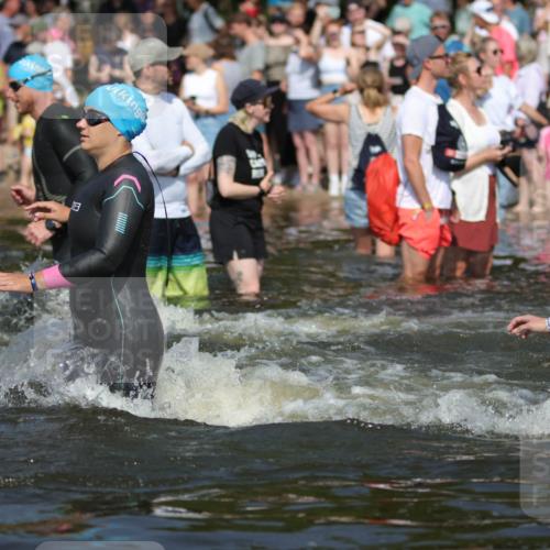 22.06.2025 - Viking Triathlon H.Heesch http://msf.ph/oto/8061938 22.06.2025 10:04:48 Schwimmen 29, 55, 70, 72, 85, 86, 245, 248, 281, 312, 316, 411, 428, 515, 550 meine-sportfotos.de
