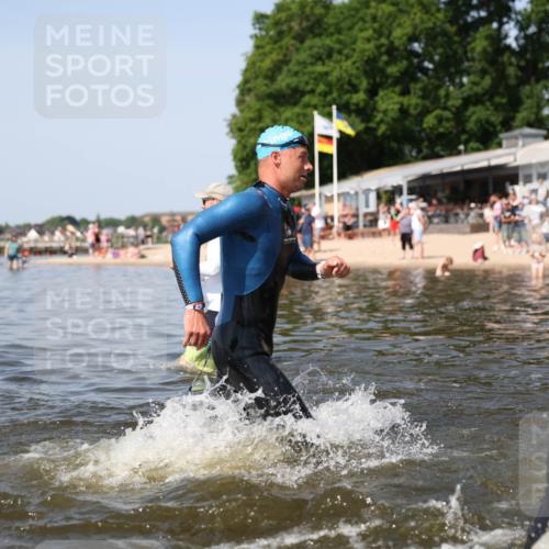 22.06.2025 - Viking Triathlon Michael Strokosch http://msf.ph/oto/8061942 22.06.2025 10:27:08 Schwimmen 52, 81, 145, 288, 623 meine-sportfotos.de