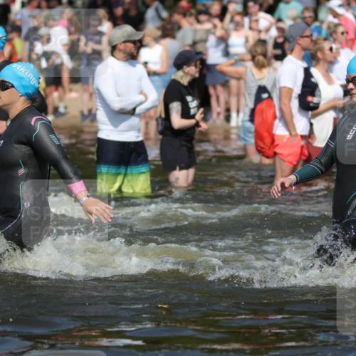 22.06.2025 - Viking Triathlon H.Heesch http://msf.ph/oto/8061947 22.06.2025 10:04:48 Schwimmen 29, 55, 70, 72, 85, 86, 245, 248, 281, 312, 316, 411, 428, 515, 550 meine-sportfotos.de