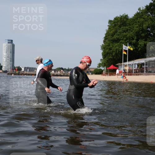 22.06.2025 - Viking Triathlon Michael Strokosch http://msf.ph/oto/8061953 22.06.2025 10:47:39 Schwimmen 23, 71, 84, 183, 261, 452, 606 meine-sportfotos.de