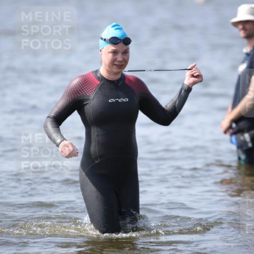 22.06.2025 - Viking Triathlon H.Heesch http://msf.ph/oto/8061960 22.06.2025 10:43:14 Schwimmen 31, 109, 110, 115, 128, 167, 186, 257, 328, 358, 483, 489, 501 meine-sportfotos.de