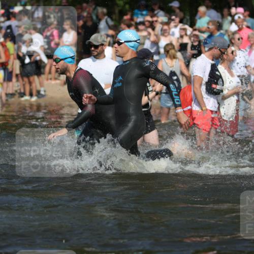 22.06.2025 - Viking Triathlon H.Heesch http://msf.ph/oto/8061964 22.06.2025 10:04:52 Schwimmen 29, 70, 72, 86, 248, 254, 281, 295, 312, 316, 394, 411, 509, 515, 527 meine-sportfotos.de