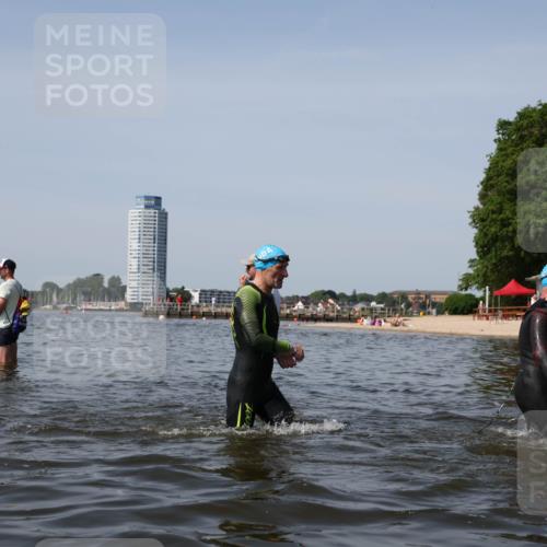 22.06.2025 - Viking Triathlon Michael Strokosch http://msf.ph/oto/8061970 22.06.2025 10:47:40 Schwimmen 23, 71, 84, 183, 261, 285, 452, 606 meine-sportfotos.de