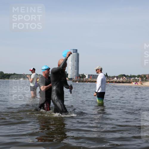 22.06.2025 - Viking Triathlon Michael Strokosch http://msf.ph/oto/8061984 22.06.2025 10:47:45 Schwimmen 71, 84, 183, 190, 223, 261, 285, 452, 606 meine-sportfotos.de