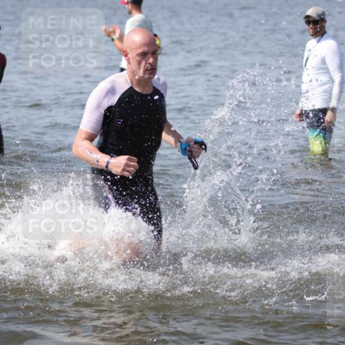 22.06.2025 - Viking Triathlon H.Heesch http://msf.ph/oto/8061994 22.06.2025 10:43:17 Schwimmen 31, 109, 110, 115, 167, 257, 328, 358, 483, 489, 501, 620 meine-sportfotos.de