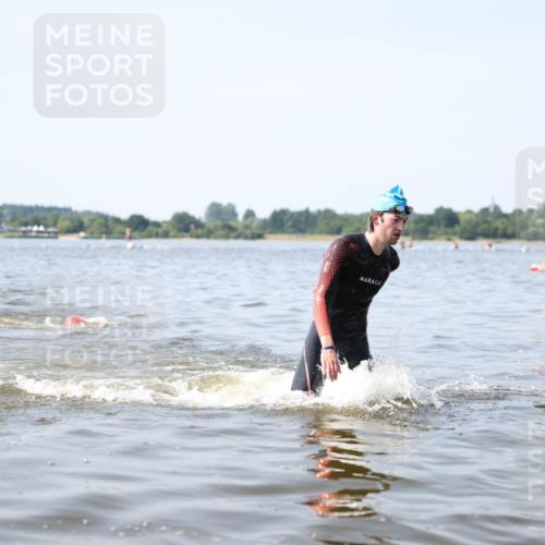 22.06.2025 - Viking Triathlon Michael Strokosch http://msf.ph/oto/8062012 22.06.2025 10:27:28 Schwimmen 1, 272, 286, 611 meine-sportfotos.de