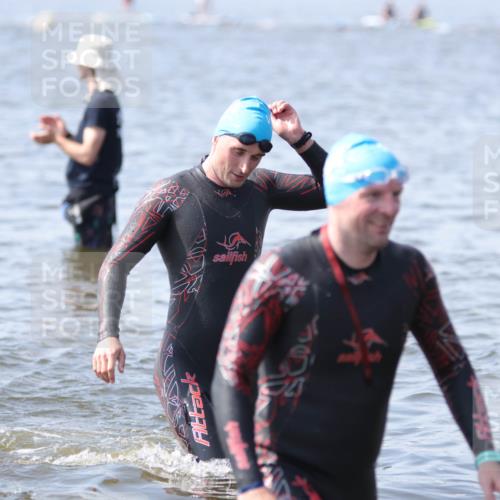 22.06.2025 - Viking Triathlon H.Heesch http://msf.ph/oto/8062036 22.06.2025 10:43:28 Schwimmen 115, 257, 410, 480, 483, 501, 620 meine-sportfotos.de