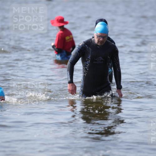 22.06.2025 - Viking Triathlon H.Heesch http://msf.ph/oto/8062044 22.06.2025 10:43:32 Schwimmen 257, 410, 480, 501, 531, 620 meine-sportfotos.de