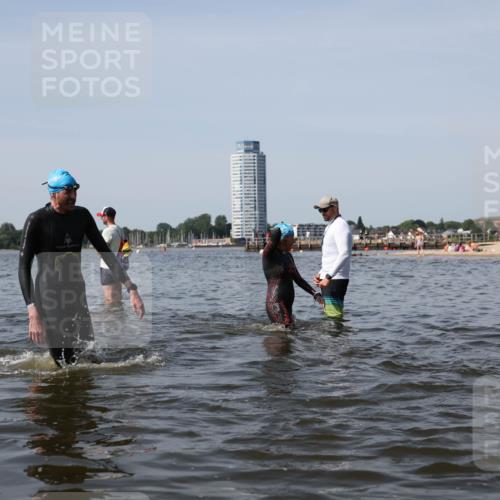 22.06.2025 - Viking Triathlon Michael Strokosch http://msf.ph/oto/8062051 22.06.2025 10:47:51 Schwimmen 71, 84, 190, 223, 261, 285, 452 meine-sportfotos.de