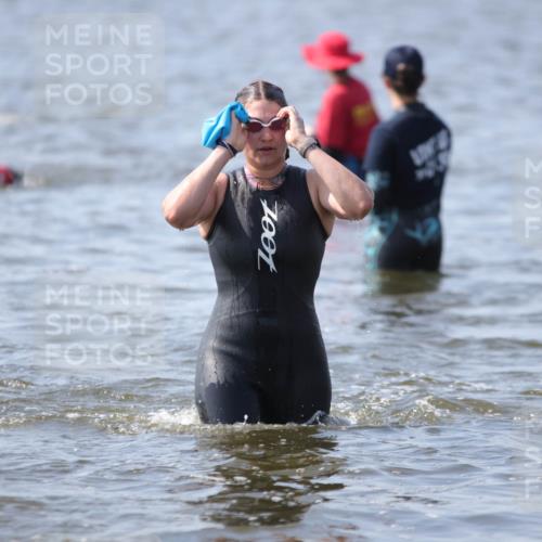 22.06.2025 - Viking Triathlon H.Heesch http://msf.ph/oto/8062075 22.06.2025 10:43:36 Schwimmen 257, 410, 480, 501, 531, 620 meine-sportfotos.de