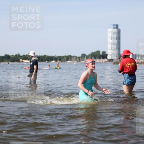 22.06.2025 - Viking Triathlon Michael Strokosch http://msf.ph/oto/8062080 22.06.2025 10:27:35 Schwimmen 1, 176, 272, 286, 611 meine-sportfotos.de