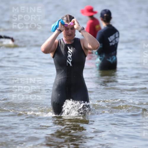 22.06.2025 - Viking Triathlon H.Heesch http://msf.ph/oto/8062081 22.06.2025 10:43:37 Schwimmen 410, 480, 501, 531, 620 meine-sportfotos.de
