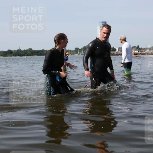 22.06.2025 - Viking Triathlon Michael Strokosch http://msf.ph/oto/8062117 22.06.2025 10:48:11 Schwimmen 37, 364 meine-sportfotos.de
