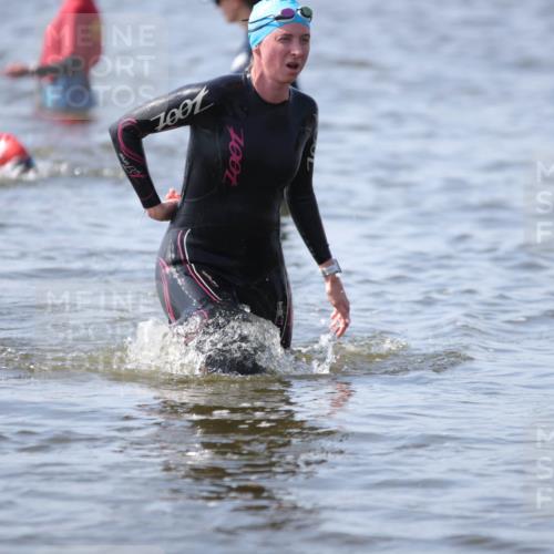 22.06.2025 - Viking Triathlon H.Heesch http://msf.ph/oto/8062118 22.06.2025 10:43:46 Schwimmen 41, 249, 362, 410, 480, 531 meine-sportfotos.de