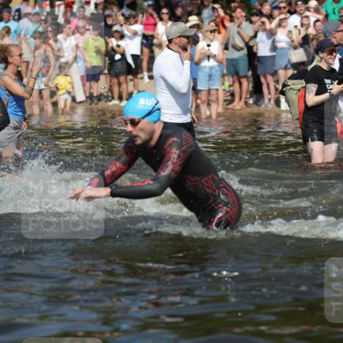 22.06.2025 - Viking Triathlon H.Heesch http://msf.ph/oto/8062176 22.06.2025 10:05:13 Schwimmen 94, 171, 172, 232, 291, 346, 386, 388, 389, 395, 418, 500, 605, 627 meine-sportfotos.de