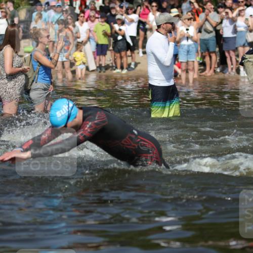 22.06.2025 - Viking Triathlon H.Heesch http://msf.ph/oto/8062183 22.06.2025 10:05:14 Schwimmen 57, 59, 94, 138, 171, 172, 291, 346, 388, 389, 395, 418, 536, 627 meine-sportfotos.de