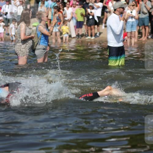 22.06.2025 - Viking Triathlon H.Heesch http://msf.ph/oto/8062191 22.06.2025 10:05:14 Schwimmen 57, 59, 94, 138, 171, 172, 291, 346, 388, 389, 395, 418, 536, 627 meine-sportfotos.de