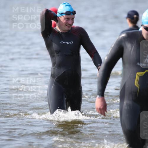 22.06.2025 - Viking Triathlon H.Heesch http://msf.ph/oto/8062228 22.06.2025 10:44:11 Schwimmen 103, 123, 130, 249, 343, 439, 442, 467, 627, 637, 650 meine-sportfotos.de