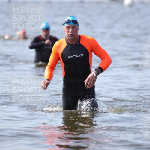 22.06.2025 - Viking Triathlon H.Heesch http://msf.ph/oto/8062238 22.06.2025 10:44:17 Schwimmen 103, 123, 130, 205, 219, 343, 439, 467, 650 meine-sportfotos.de