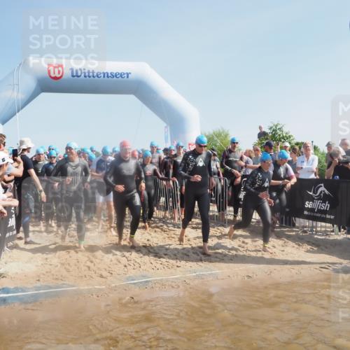 22.06.2025 - Viking Triathlon MichiJ http://msf.ph/oto/8062282 22.06.2025 10:07:40 Schwimmen 16, 23, 102, 121, 143, 263, 270, 285, 363, 436, 476, 484, 503, 547, 615, 621, 624 meine-sportfotos.de