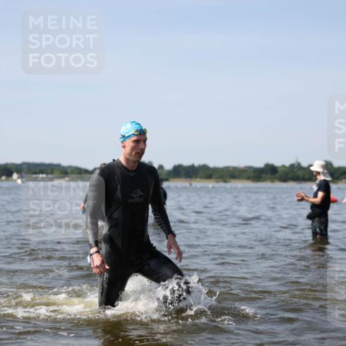 22.06.2025 - Viking Triathlon Michael Strokosch http://msf.ph/oto/8062329 22.06.2025 10:28:00 Schwimmen 14, 90, 178, 196, 198, 289, 367, 401, 534, 616 meine-sportfotos.de