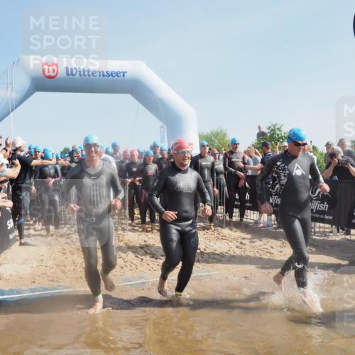 22.06.2025 - Viking Triathlon MichiJ http://msf.ph/oto/8062336 22.06.2025 10:07:41 Schwimmen 16, 23, 102, 121, 143, 263, 270, 285, 363, 436, 476, 484, 503, 547, 615, 621, 624 meine-sportfotos.de