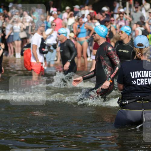 22.06.2025 - Viking Triathlon H.Heesch http://msf.ph/oto/8062344 22.06.2025 10:05:32 Schwimmen 22, 150, 167, 181, 210, 228, 314, 437, 439, 462, 538, 601, 603, 654, 655 meine-sportfotos.de