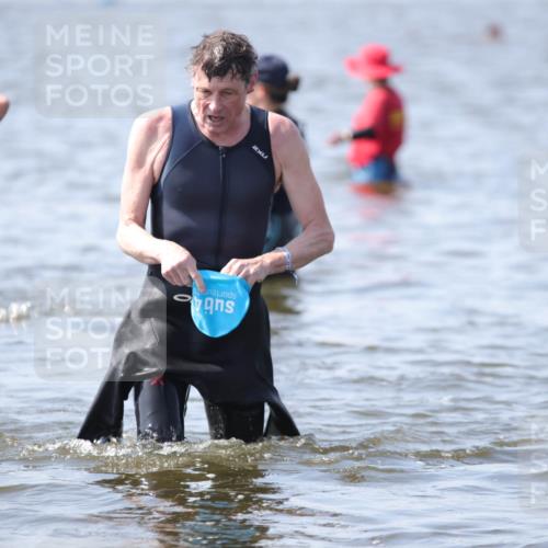 22.06.2025 - Viking Triathlon H.Heesch http://msf.ph/oto/8062346 22.06.2025 10:45:02 Schwimmen 39, 168, 346, 493, 503, 638, 653 meine-sportfotos.de