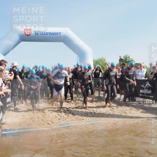 22.06.2025 - Viking Triathlon MichiJ http://msf.ph/oto/8062352 22.06.2025 10:07:45 Schwimmen 16, 76, 95, 102, 143, 263, 363, 372, 436, 453, 477, 503, 547, 615, 621, 624 meine-sportfotos.de