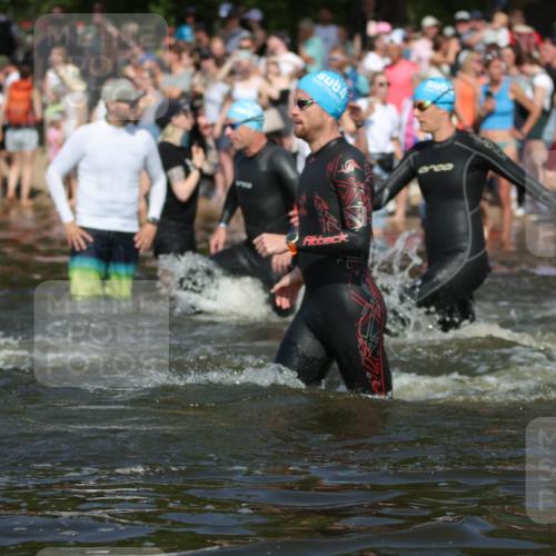 22.06.2025 - Viking Triathlon H.Heesch http://msf.ph/oto/8062362 22.06.2025 10:05:32 Schwimmen 22, 150, 167, 181, 210, 228, 314, 437, 439, 462, 538, 601, 603, 654, 655 meine-sportfotos.de