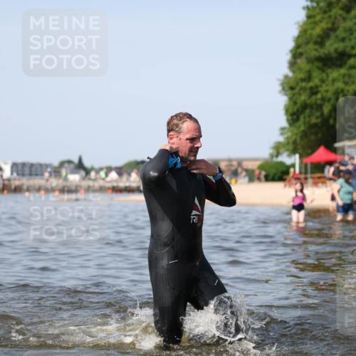 22.06.2025 - Viking Triathlon Michael Strokosch http://msf.ph/oto/8062393 22.06.2025 10:28:10 Schwimmen 14, 178, 367, 401 meine-sportfotos.de