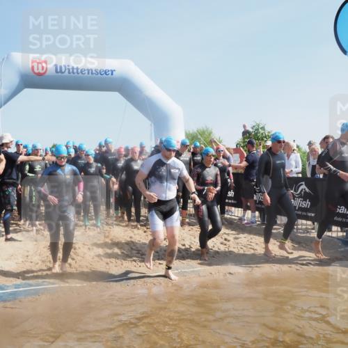 22.06.2025 - Viking Triathlon MichiJ http://msf.ph/oto/8062396 22.06.2025 10:07:46 Schwimmen 16, 76, 95, 102, 143, 263, 363, 372, 436, 453, 477, 503, 547, 621, 624 meine-sportfotos.de