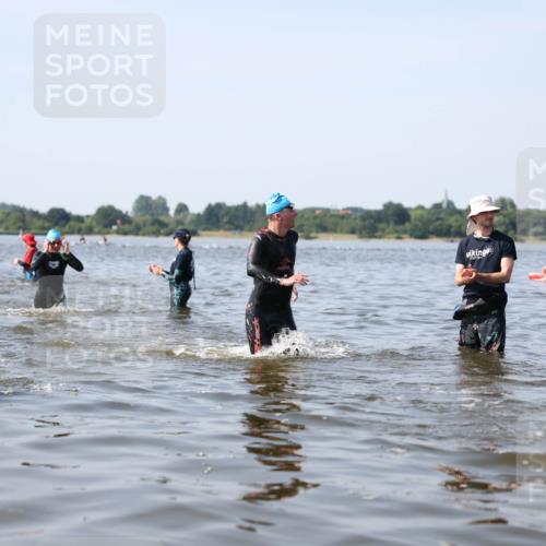 22.06.2025 - Viking Triathlon Michael Strokosch http://msf.ph/oto/8062464 22.06.2025 10:28:43 Schwimmen 15, 258, 301, 368, 414 meine-sportfotos.de