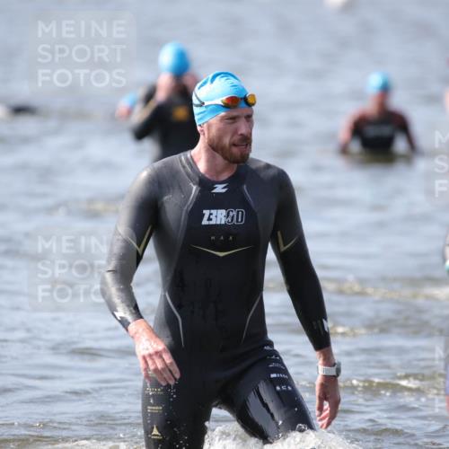 22.06.2025 - Viking Triathlon H.Heesch http://msf.ph/oto/8062477 22.06.2025 10:45:57 Schwimmen 217, 342, 360, 372, 425, 468, 525, 615, 621, 633, 647 meine-sportfotos.de