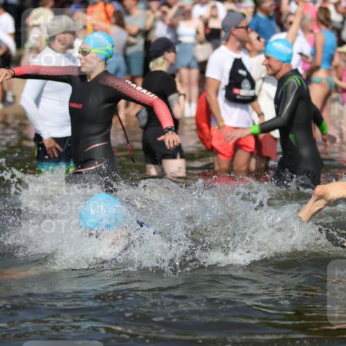 22.06.2025 - Viking Triathlon H.Heesch http://msf.ph/oto/8062488 22.06.2025 10:05:57 Schwimmen 68, 128, 169, 211, 269, 275, 397, 441, 442, 460, 465, 530, 633, 644 meine-sportfotos.de