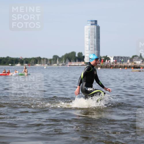 22.06.2025 - Viking Triathlon Michael Strokosch http://msf.ph/oto/8062561 22.06.2025 10:28:52 Schwimmen 15, 152, 258, 301, 368, 384, 414, 443, 604, 628 meine-sportfotos.de