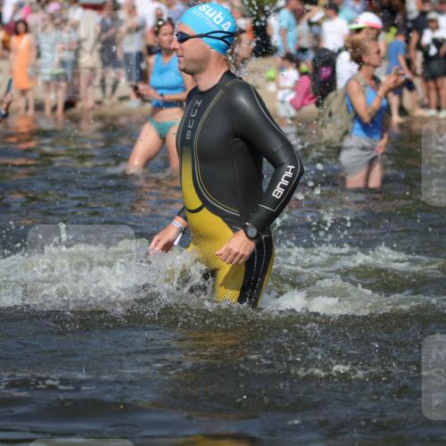 22.06.2025 - Viking Triathlon H.Heesch http://msf.ph/oto/8062596 22.06.2025 10:06:16 Schwimmen 39, 41, 60, 84, 110, 117, 153, 191, 266, 325, 385, 440, 446, 487, 535 meine-sportfotos.de