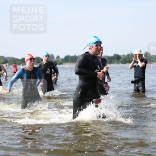 22.06.2025 - Viking Triathlon Michael Strokosch http://msf.ph/oto/8062671 22.06.2025 10:29:01 Schwimmen 7, 12, 15, 152, 200, 310, 384, 414, 443, 604, 628 meine-sportfotos.de