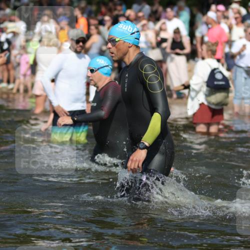 22.06.2025 - Viking Triathlon H.Heesch http://msf.ph/oto/8062674 22.06.2025 10:06:36 Schwimmen 44, 74, 93, 109, 159, 168, 186, 205, 219, 261, 358, 376, 450, 606, 625 meine-sportfotos.de