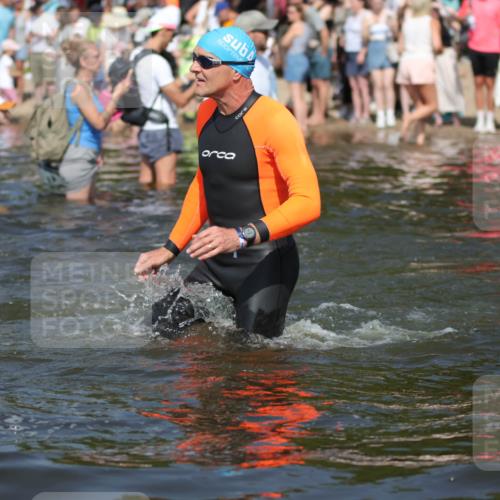 22.06.2025 - Viking Triathlon H.Heesch http://msf.ph/oto/8062697 22.06.2025 10:06:41 Schwimmen 44, 74, 93, 109, 159, 165, 205, 217, 219, 257, 282, 358, 376, 501, 625 meine-sportfotos.de