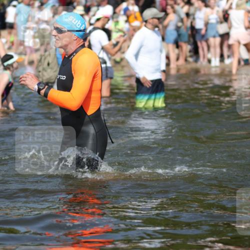 22.06.2025 - Viking Triathlon H.Heesch http://msf.ph/oto/8062698 22.06.2025 10:06:42 Schwimmen 44, 74, 93, 109, 159, 165, 205, 217, 219, 257, 282, 358, 376, 501, 625 meine-sportfotos.de