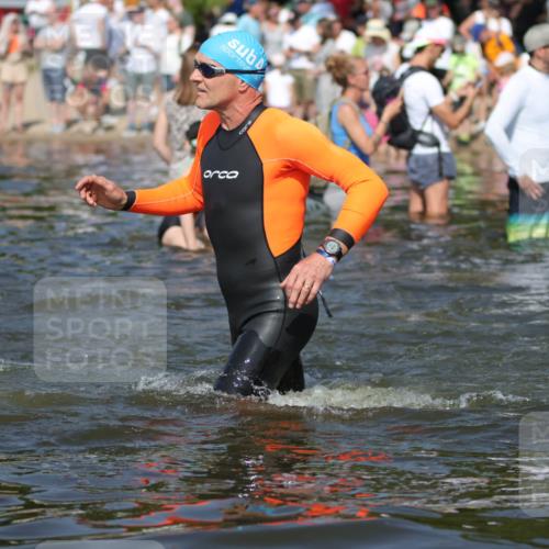 22.06.2025 - Viking Triathlon H.Heesch http://msf.ph/oto/8062700 22.06.2025 10:06:42 Schwimmen 44, 74, 93, 109, 159, 165, 205, 217, 219, 257, 282, 358, 376, 501, 625 meine-sportfotos.de