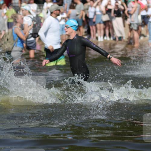 22.06.2025 - Viking Triathlon H.Heesch http://msf.ph/oto/8062737 22.06.2025 10:06:51 Schwimmen 66, 165, 183, 217, 257, 282, 290, 318, 321, 337, 468, 479, 501, 525, 533 meine-sportfotos.de