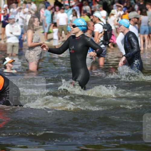 22.06.2025 - Viking Triathlon H.Heesch http://msf.ph/oto/8062753 22.06.2025 10:06:54 Schwimmen 66, 165, 183, 217, 244, 257, 282, 290, 318, 321, 337, 467, 468, 479, 494, 498, 501, 525, 533 meine-sportfotos.de