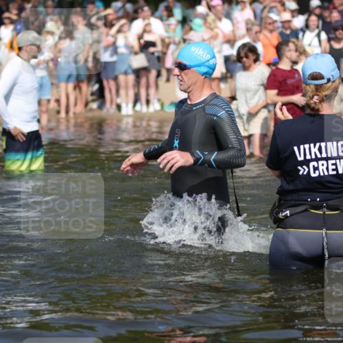 22.06.2025 - Viking Triathlon H.Heesch http://msf.ph/oto/8062760 22.06.2025 10:06:57 Schwimmen 66, 183, 244, 290, 318, 321, 337, 369, 467, 468, 479, 494, 498, 525, 533 meine-sportfotos.de