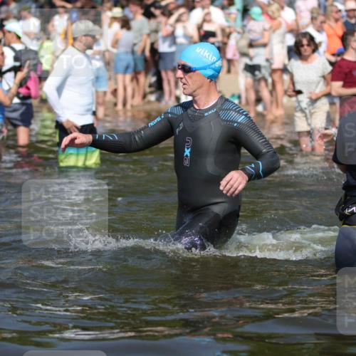 22.06.2025 - Viking Triathlon H.Heesch http://msf.ph/oto/8062764 22.06.2025 10:06:57 Schwimmen 66, 183, 244, 290, 318, 321, 337, 369, 467, 468, 479, 494, 498, 525, 533 meine-sportfotos.de