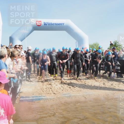 22.06.2025 - Viking Triathlon MichiJ http://msf.ph/oto/8062765 22.06.2025 10:08:14 Schwimmen 37, 51, 106, 116, 133, 140, 206, 222, 225, 268, 364, 378, 403, 406, 410, 422, 466, 480, 543, 638 meine-sportfotos.de