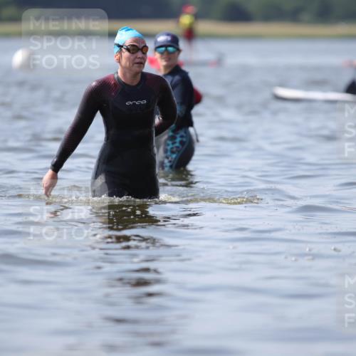 22.06.2025 - Viking Triathlon H.Heesch http://msf.ph/oto/8062795 22.06.2025 10:49:04 Schwimmen 155, 317, 353 meine-sportfotos.de