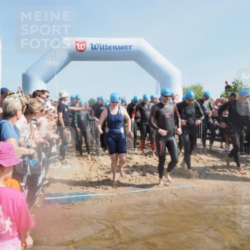 22.06.2025 - Viking Triathlon MichiJ http://msf.ph/oto/8062803 22.06.2025 10:08:15 Schwimmen 37, 51, 106, 116, 133, 140, 222, 225, 364, 378, 403, 406, 410, 480, 638 meine-sportfotos.de