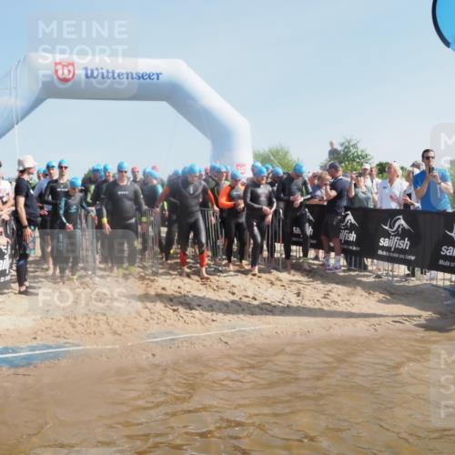 22.06.2025 - Viking Triathlon MichiJ http://msf.ph/oto/8062807 22.06.2025 10:08:20 Schwimmen 37, 48, 69, 97, 133, 140, 222, 225, 364, 403, 406, 410, 499, 518, 638 meine-sportfotos.de
